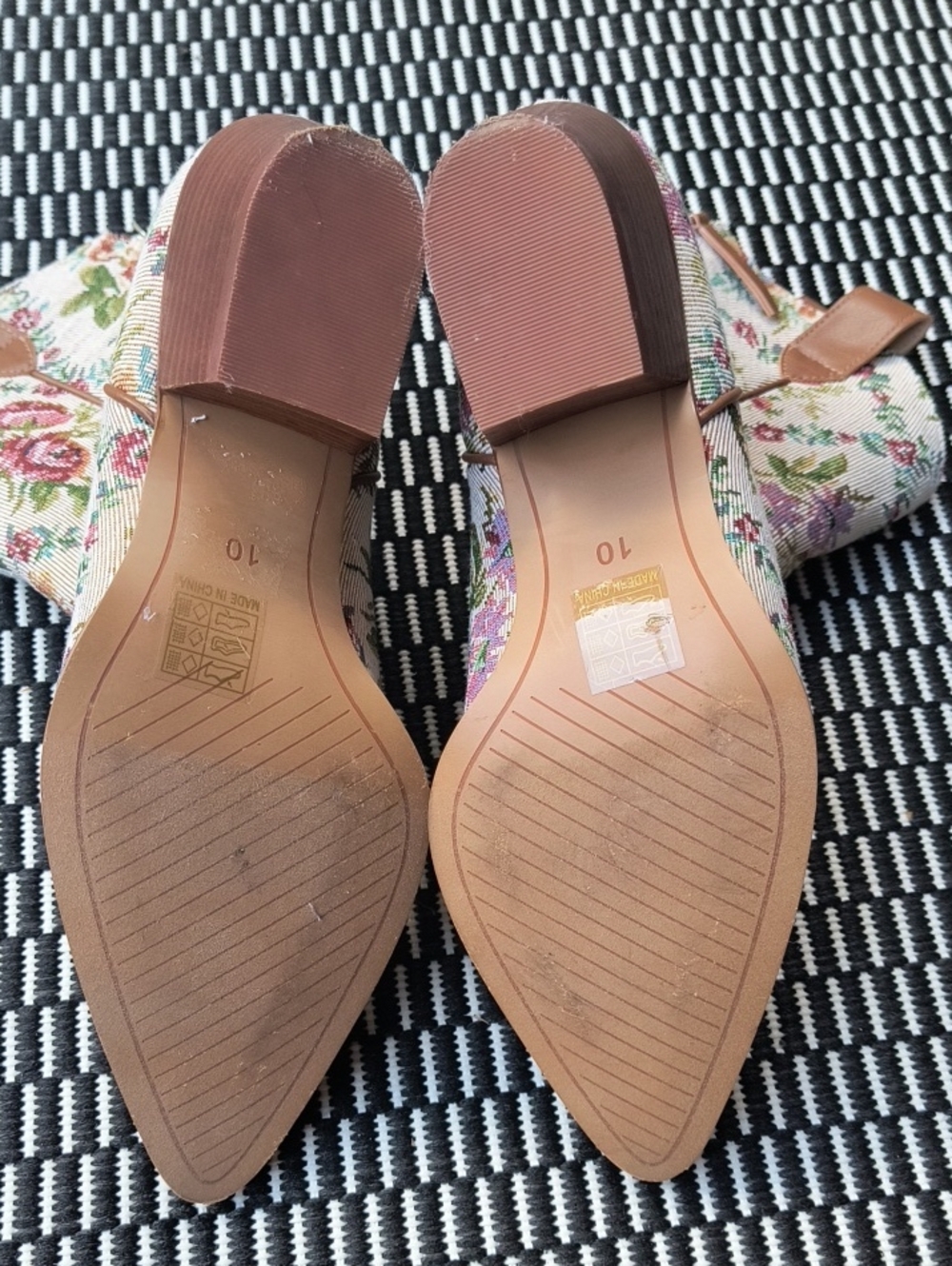 Altar'd State Demi Floral Tapestry Boot - Picture 7 of 8